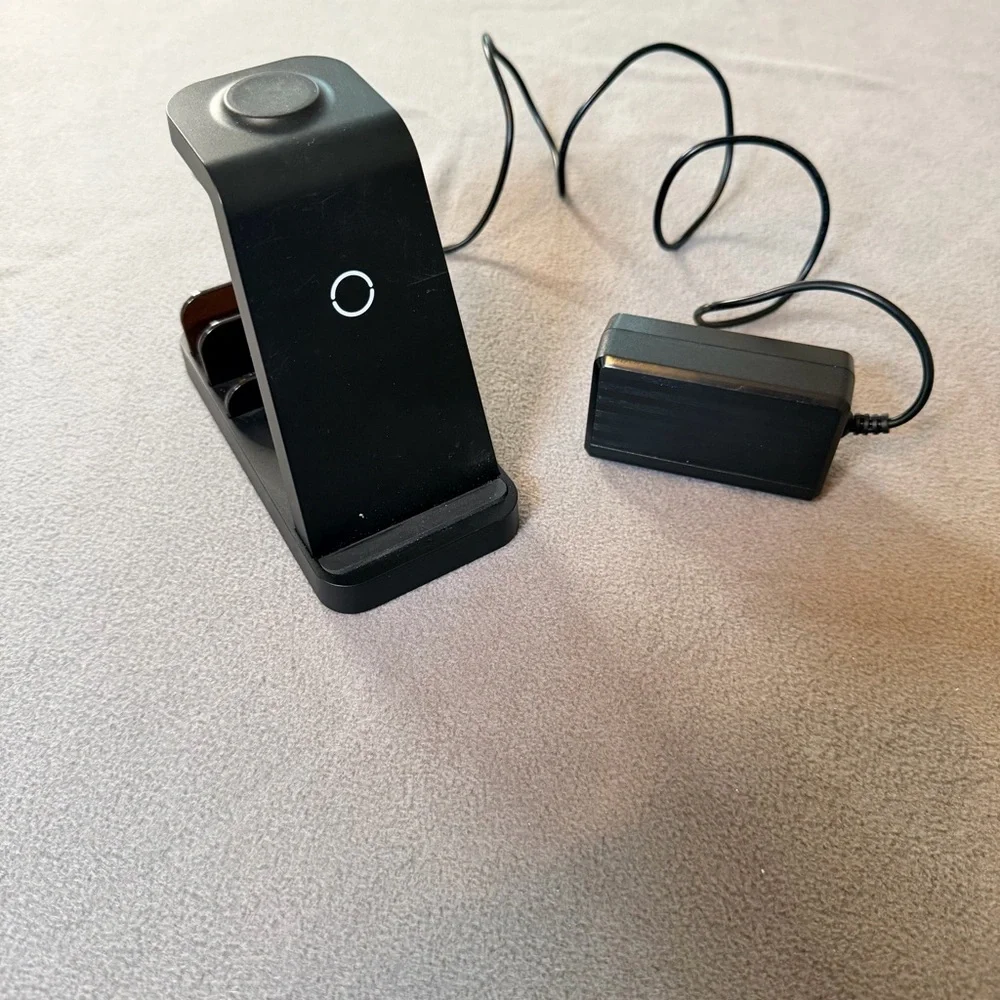Charging Station 5 in 1 For Multiple Devices- Phone/Watch/Airpods, more -Tested